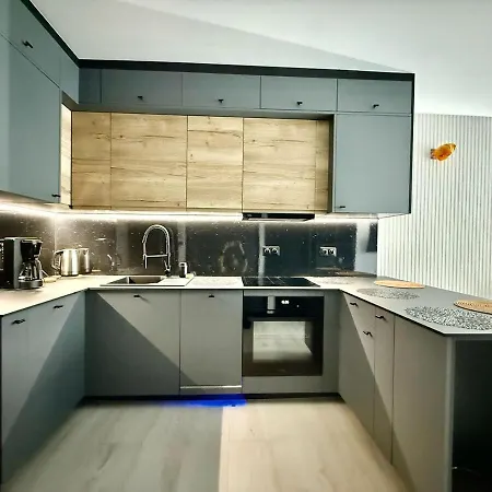 Easy Rent - Wieniawska 4 *